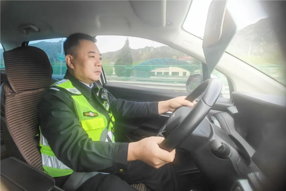 裁剪旋转.png 裁剪旋转.png